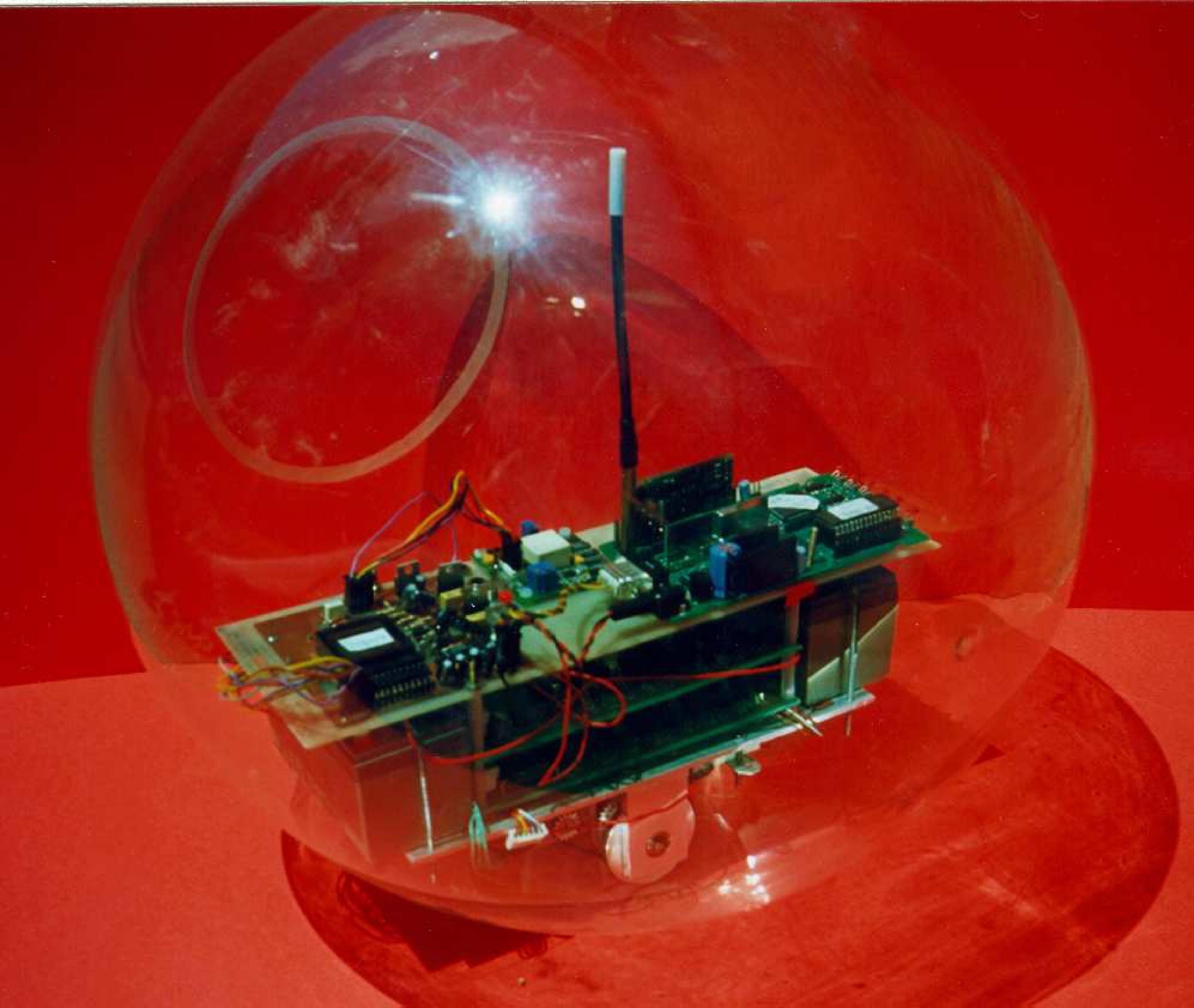 Sphericle: ovvero come realizzare un robot sferico